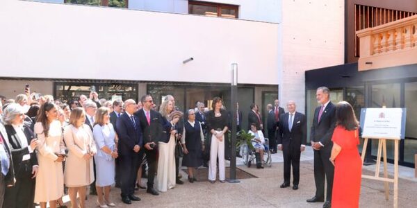 Rey Felipe VI habilita sede de la Embajada de España en Paraguay