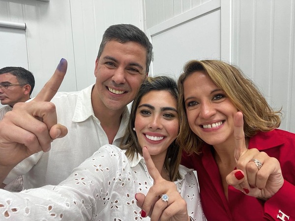 Florencia Taboada Evreinoff va a la Secretaría de la Juventud | OnLivePy