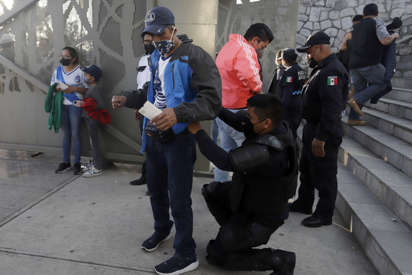 La industria de la seguridad privada en México representa el 1,8 % del PIB, dicen expertos - MarketData