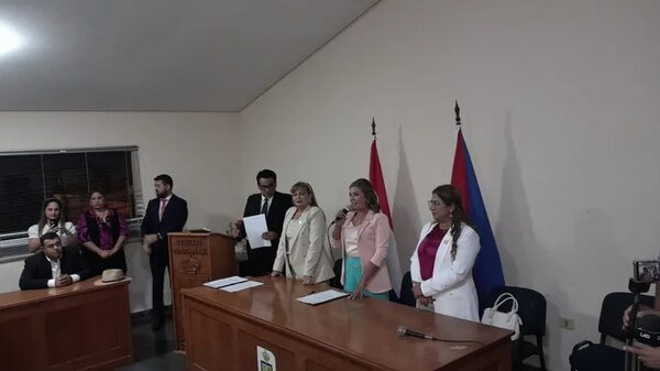 Concepción: solo dos concejales juraron en sesión de la Junta Departamental saliente - Política - ABC Color