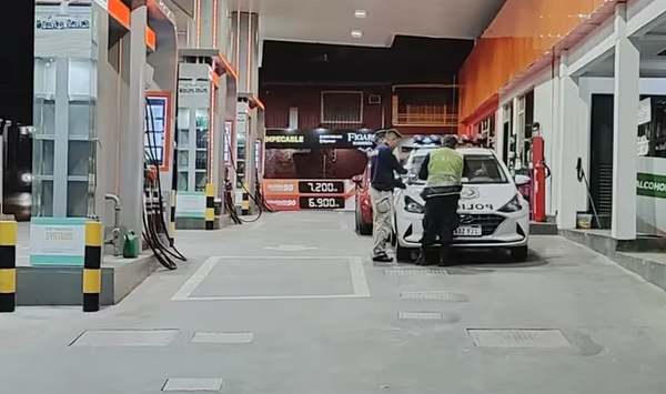 Motochorro falleció tras ser herido de arma de fuego, a pocos metros del asalto - Noticiero Paraguay