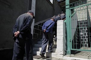 Prisioneros ucranianos afirman haber sido torturados en cárceles rusas - Mundo - ABC Color