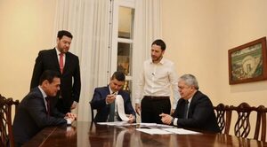 Los primeros decretos de Santiago Peña como presidente de la República - Radio Imperio 106.7 FM