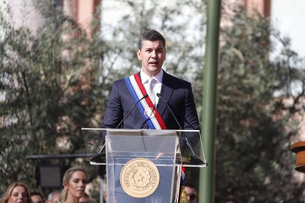 Presidente Peña afirmó que se deben tomar medidas rigurosas ante el cambio climático - El Trueno