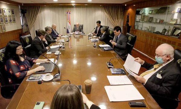 La CSJ difirió la remisión al TSJE del padrón definitivo para elegir a miembros del CM - Nacionales - ABC Color