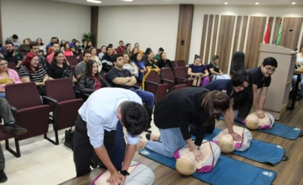 En la UNE se preparan para actuar en casos de emergencia