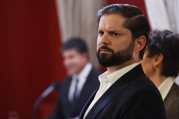 Boric realiza su tercer cambio de gabinete en año y medio - Mundo - ABC Color