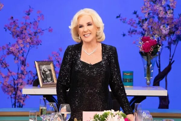 Mirtha Legrand fue a ver a Luis Miguel: “¡Qué va a ser el doble!” - Gente - ABC Color