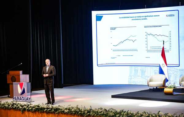 “El desafío es recuperar crecimiento económico que se tenía antes de la pandemia”, según ministro Fernández Valdovinos