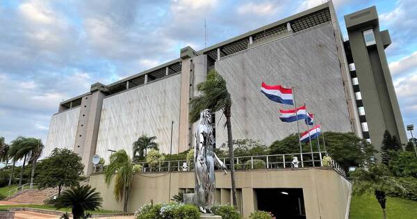 La Nación / Índice de Confianza del Consumidor mejoró en julio