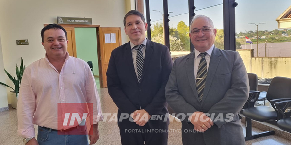 SE REALIZÓ JUICIO CONTRA SUJETO QUE HABRÍA DIFAMADO A ISAAC AGUILAR Y DESHONRÓ MEMORIA DE SU HERMANO - Itapúa Noticias