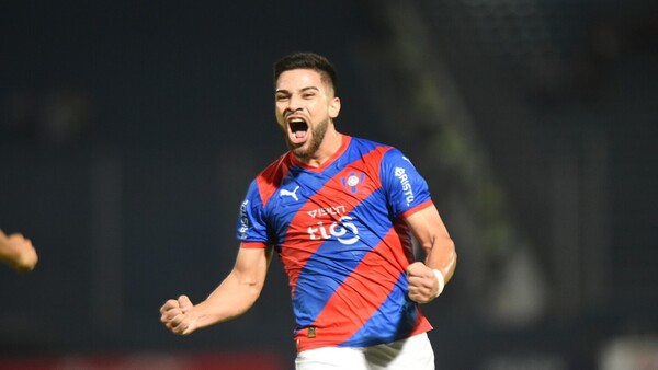 Daniel Rivas vuelve al plantel principal de Cerro Porteño tras haber sido apartado