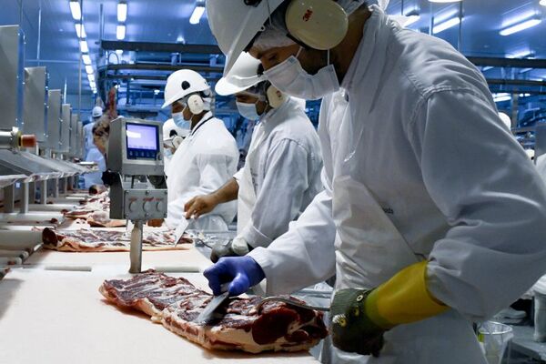 Minerva Foods confirmó la compra de Frigorífico BPU en Uruguay