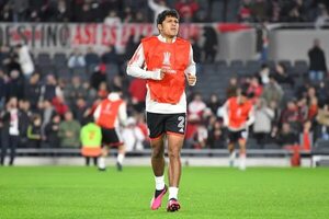 Robert Rojas deja River Plate y jugará en Tigre   - Fútbol Internacional - ABC Color
