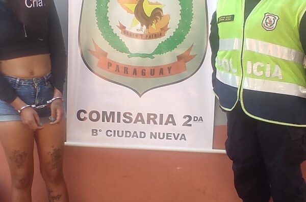 Detienen en Km 7 a una joven que tenía captura pendiente por tráfico de drogas – Diario TNPRESS