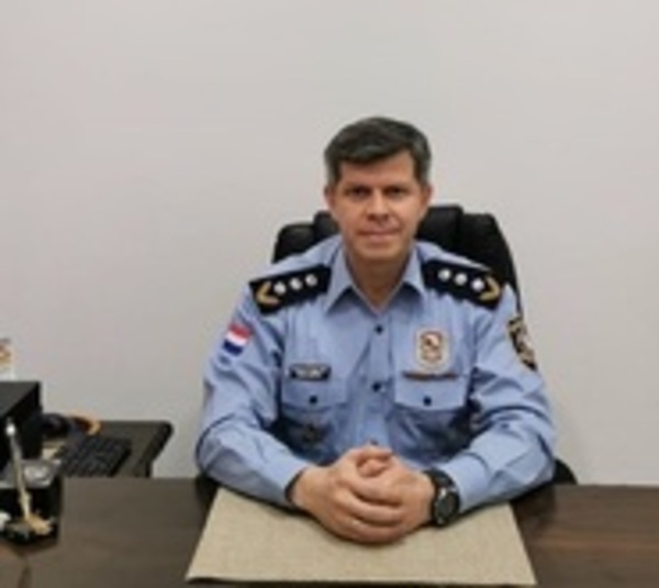 Peña designa a Carlos Benítez como nuevo comandante de la Policía - Paraguay.com