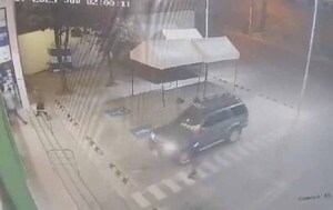 Intentaron arrancar un cajero automático, probaron cinco veces y casi vuelcan en San Lorenzo – Prensa 5
