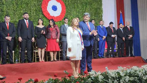 Asume gobernadora de Concepción y promete gobierno participativo