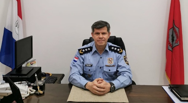 Presidente confirma a Carlos Benítez como comandante de la Policía Nacional - El Independiente