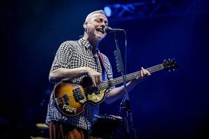 Pedro Aznar: “Si no tuviéramos una dosis interesante de compasión ya nos hubiéramos extinguido” - Música - ABC Color