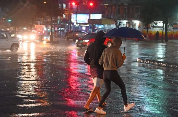 Alertan sobre sistema de tormentas y frente frío  - Clima - ABC Color