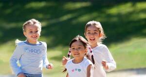 La Nación / Instan por infancia con más juegos al aire libre