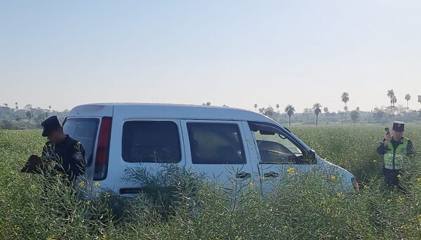 Diario HOY | Abandonan uno de los vehículos robados en asalto domiciliario con toma de rehén