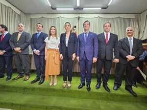Asumió la primera mujer al frente del Ministerio de Obras Públicas