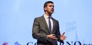Santiago Pe帽a asegura que se involucrar谩 "activamente" en apoyar la gesti贸n en Yacyret谩 - Revista PLUS