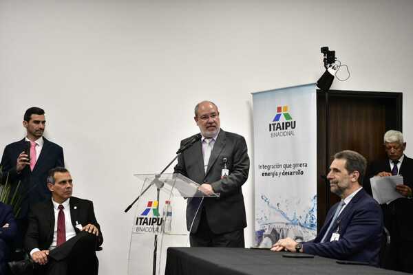 Justo Zacar铆as, nuevo director de Itaip煤 promete acompa帽ar renegociaci贸n del acuerdo fundacional con Brasil - Revista PLUS