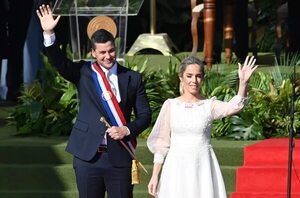 Peña agradece la “perfecta” jornada de traspaso de mando - Política - ABC Color