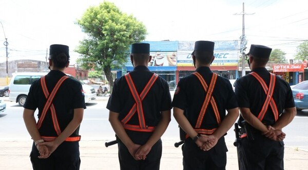 Diario HOY | Joven denunció que policías borrachos lo golpearon y amenazaron