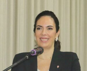 “Borrón y cuenta nueva”: Ministra del MOPC se comprometió a saldar deuda pendiente con constructoras - MarketData
