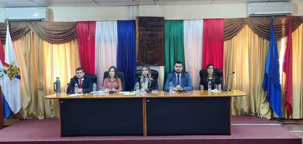 Miryan Velázquez Irala lidera la nueva mesa directiva de la Junta Departamental de Itapúa