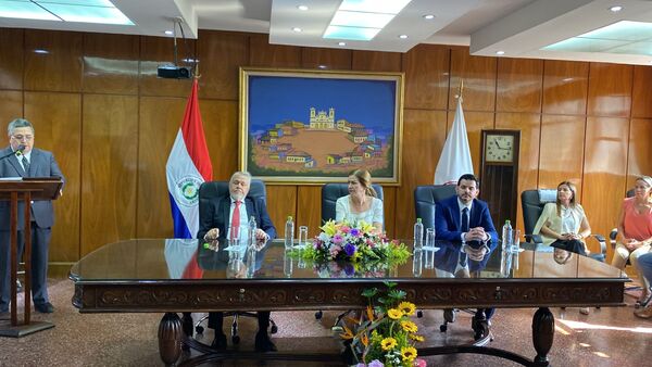 Asume el nuevo presidente del IPS con el compromiso de “recuperar la imagen desgastada”
