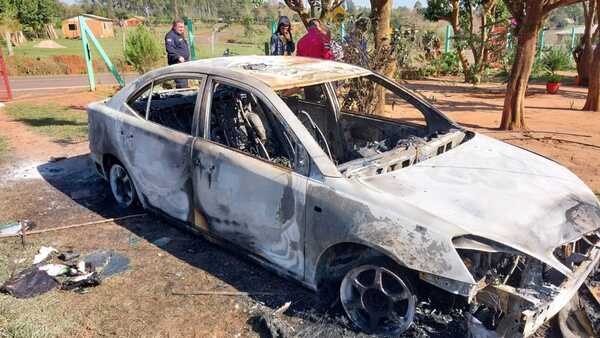 Quemaron auto del presi de la Junta Municipal de Tava' i