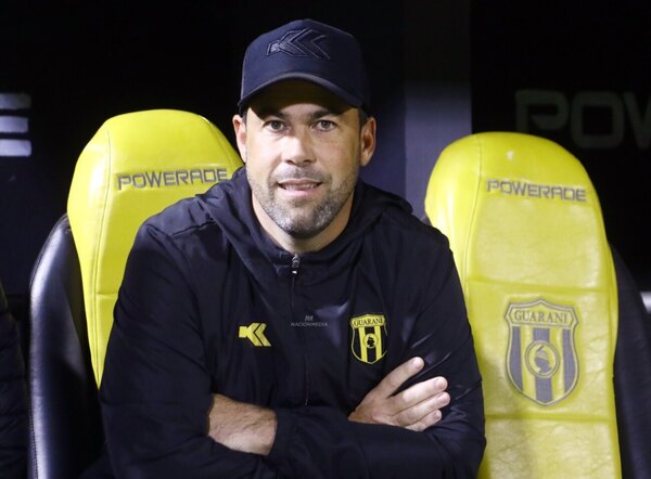 Versus / La despedida de Juan Pablo Pumpido de Guaraní: "A veces el fútbol tiene estas cosas"