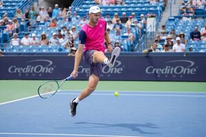 Hurkacz somete a Tsitsipas - Tenis - ABC Color