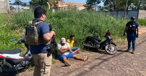 SENAD capturó a dos presuntos traficantes de drogas en Salto del Guairá