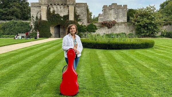 Berta Rojas en festival de guitarra en Inglaterra