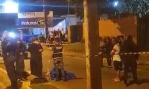 Camionazo ojuka a motoca