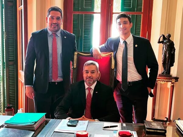 EE.UU. “echa por tierra” la teoría de sanción a HC por “chismes”, afirma diputado Espínola - Política - ABC Color