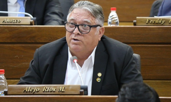 Diputado caaguaceño a favor del despilfarro con vales de combustible - Noticiero Paraguay