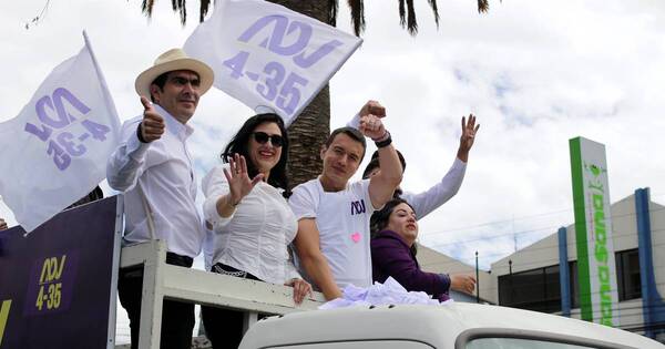 La Nación / Ecuador: candidato presidencial denuncia ataque a tiros