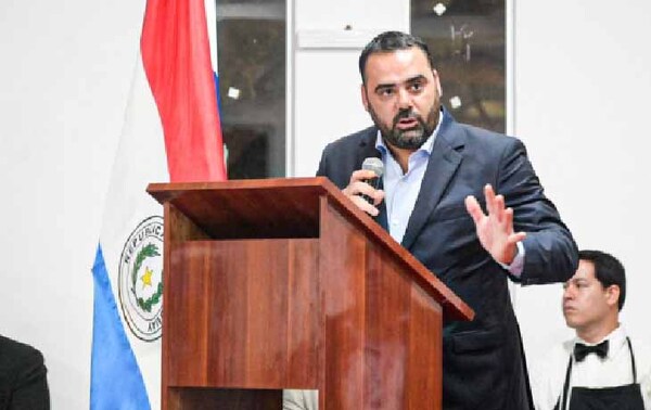 César “Tigre” Ramírez asume como ministro de Deportes – Prensa 5