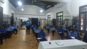 13 agentes de la Policía Municipal se someten a evaluación para ascender de rango