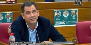 Ante advertencia del presidente, Arévalo retrocede y acepta ser consejero en la EBY