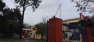 Antena de los Bomberos de Encarnación colapsa tras fuerte temporal