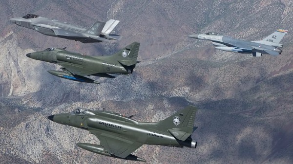 Estados Unidos aprueba envío crucial de F-16 a Ucrania