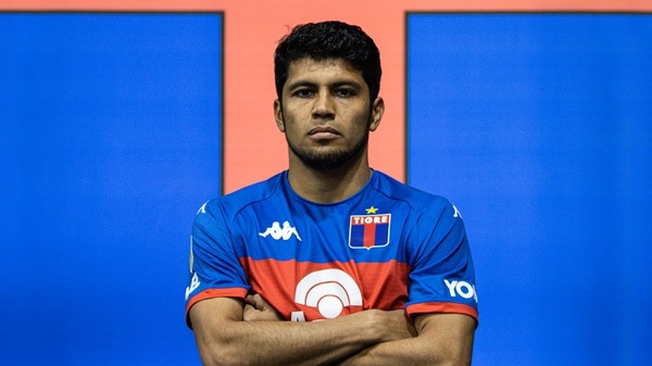 Robert Rojas encuentra asilo en Tigre - Noticias Paraguay